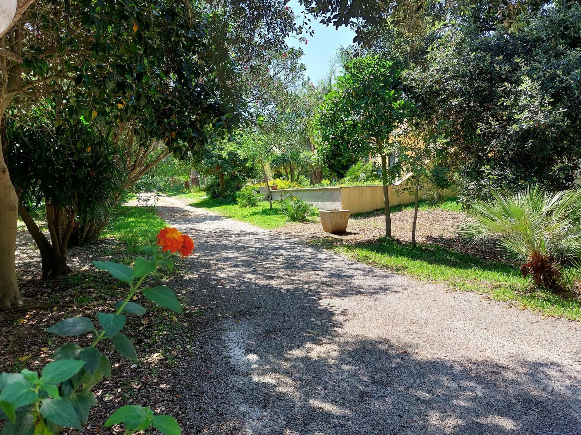 Masseria Lama Torre dell'Orso Dış mekan fotoğraf