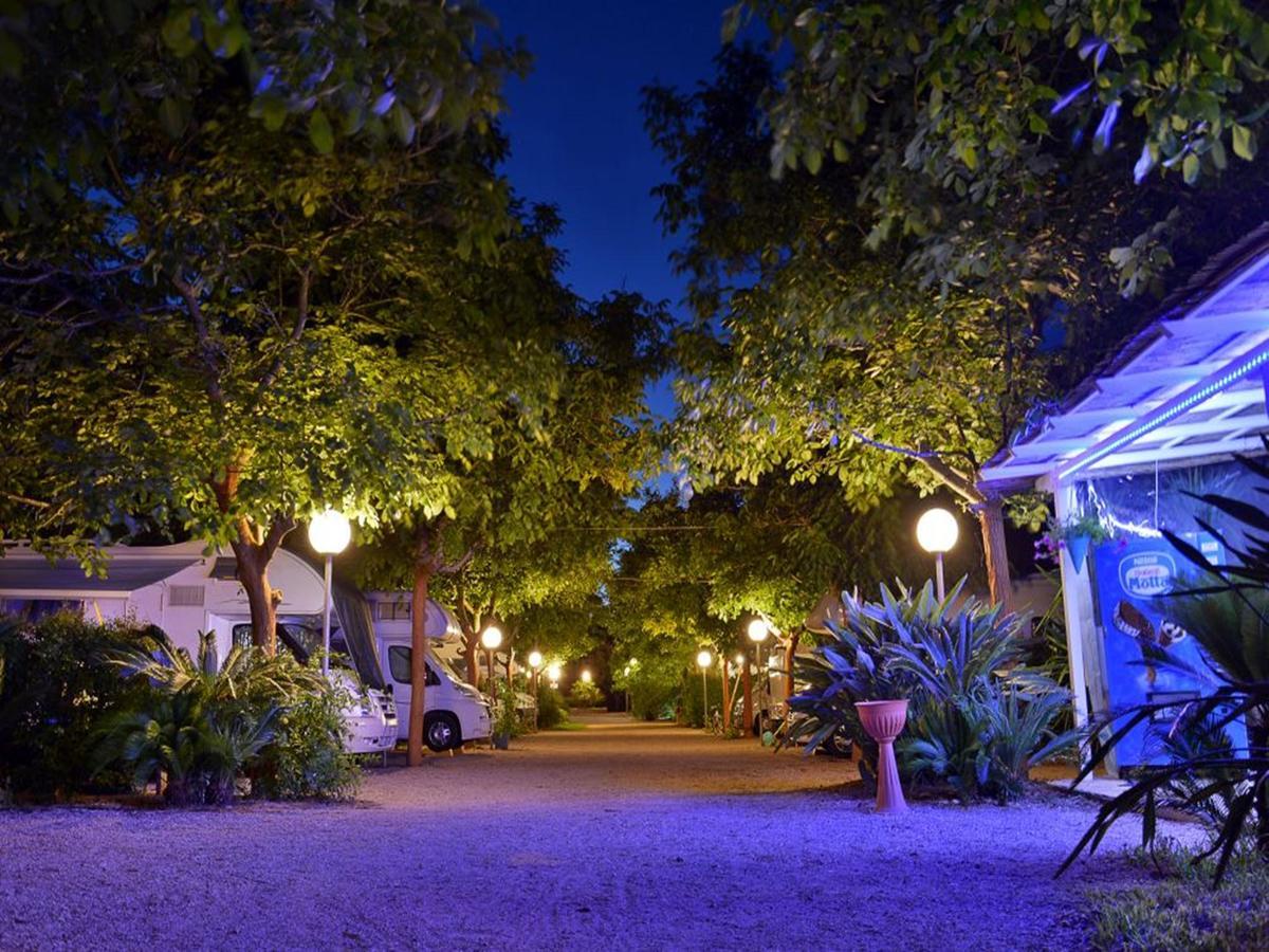 Masseria Lama Torre dell'Orso Dış mekan fotoğraf